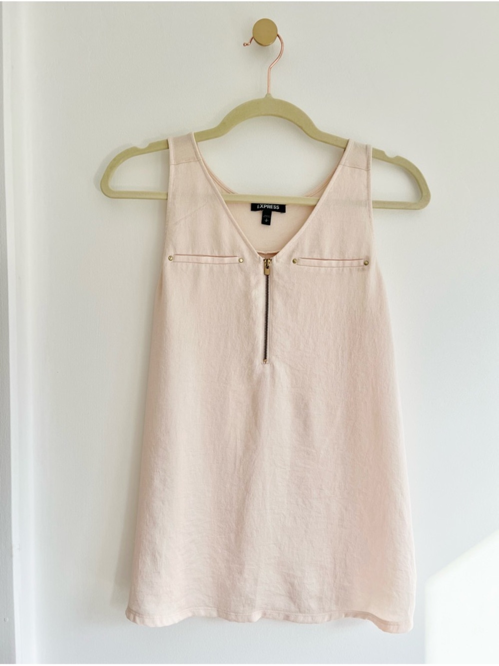 Express Pale Pink Sleeveless Zip Tank Top | Women’s S - Picture 1 of 3